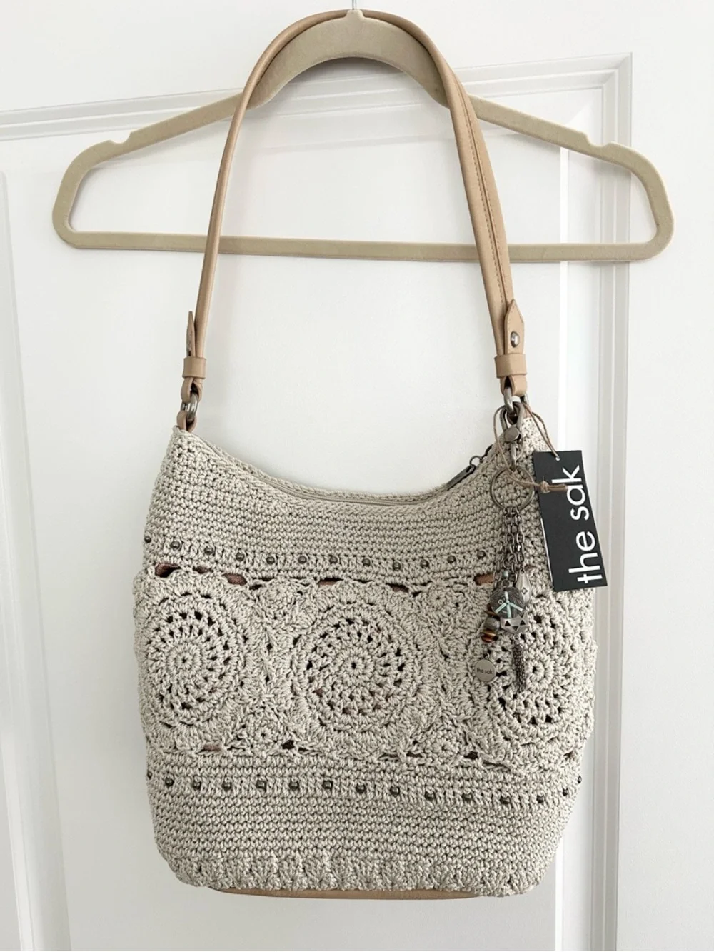 The Sak Sequoia Cream & Tan Crochet Leather Hobo Shoulder Bag with Bag Charm - Picture 3 of 17